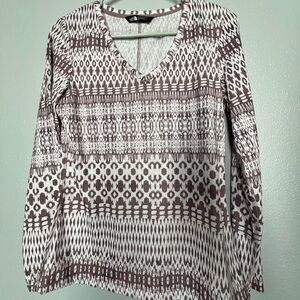 The North Face Graphic Long Sleeve Shirt Size S